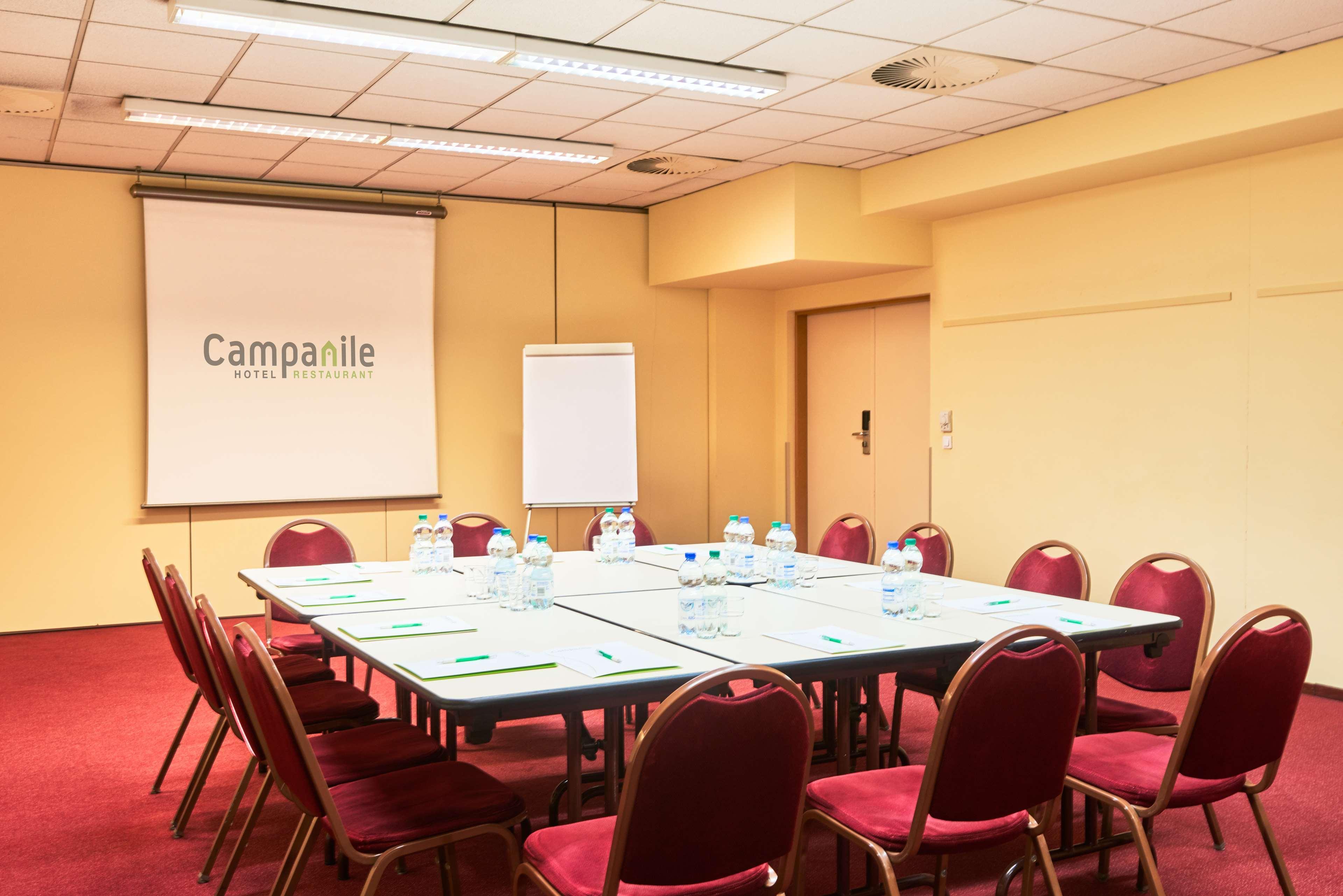 Campanile Katowice Hotel Ngoại thất bức ảnh