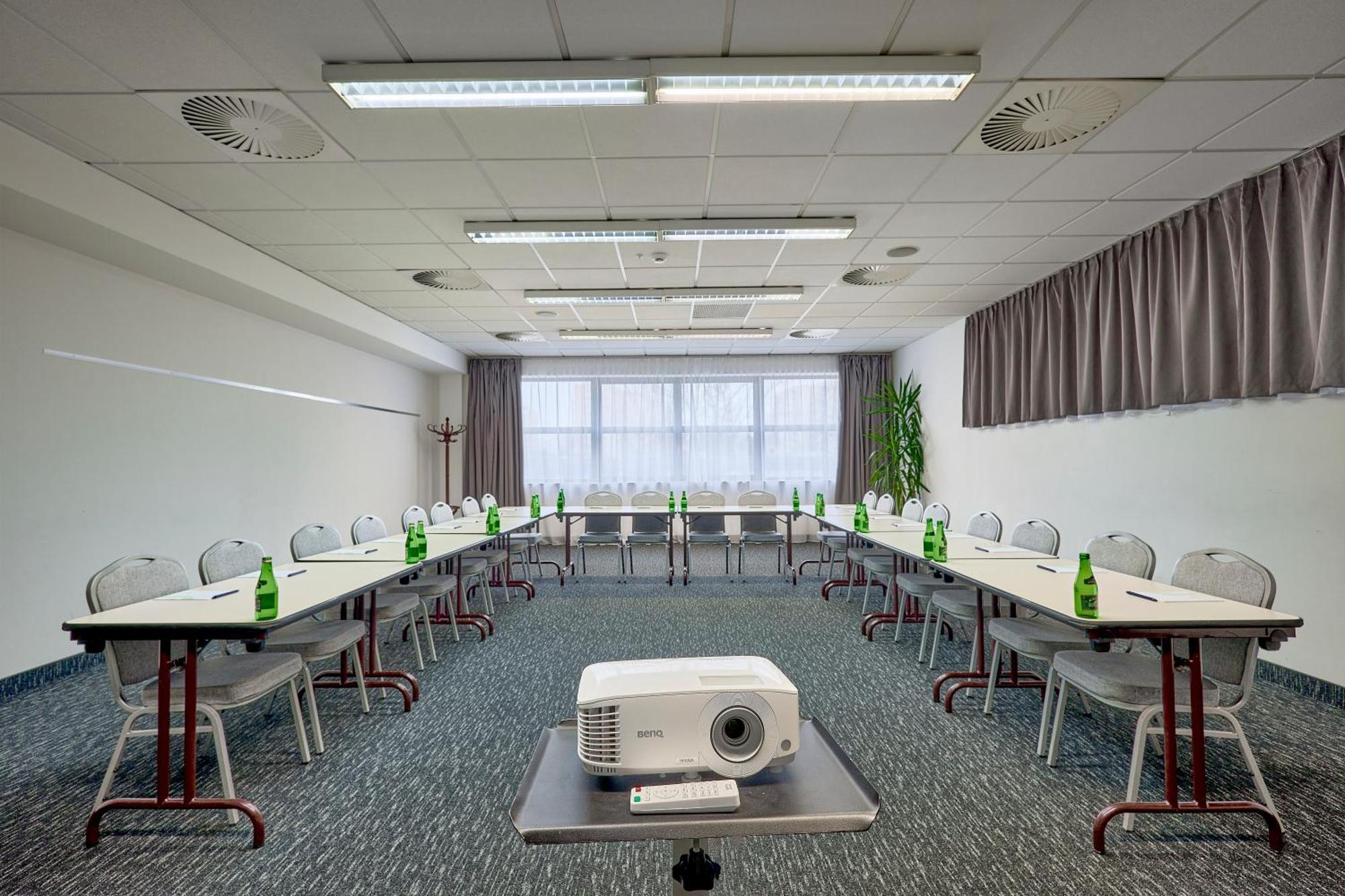 Campanile Katowice Hotel Ngoại thất bức ảnh